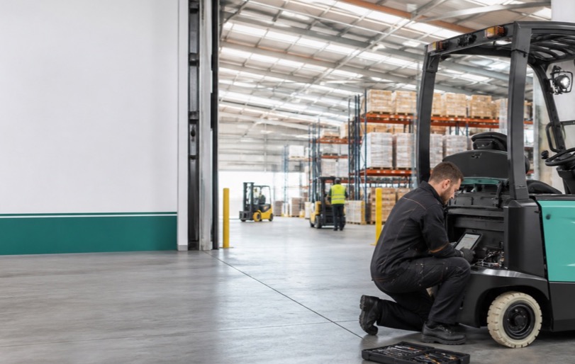 Forklift support insight for daily checks